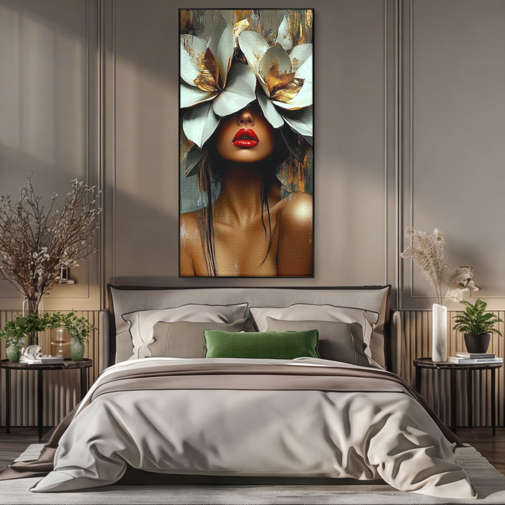 Tablou canvas cu tablou canvas cu femeie si flori, in rama de aluminiu negru, pe perete intr-un dormitor